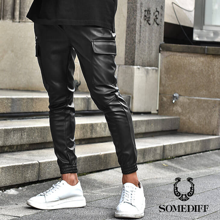 PUレザーカーゴパンツ