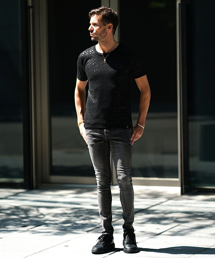 スキニーデニムの着用画像