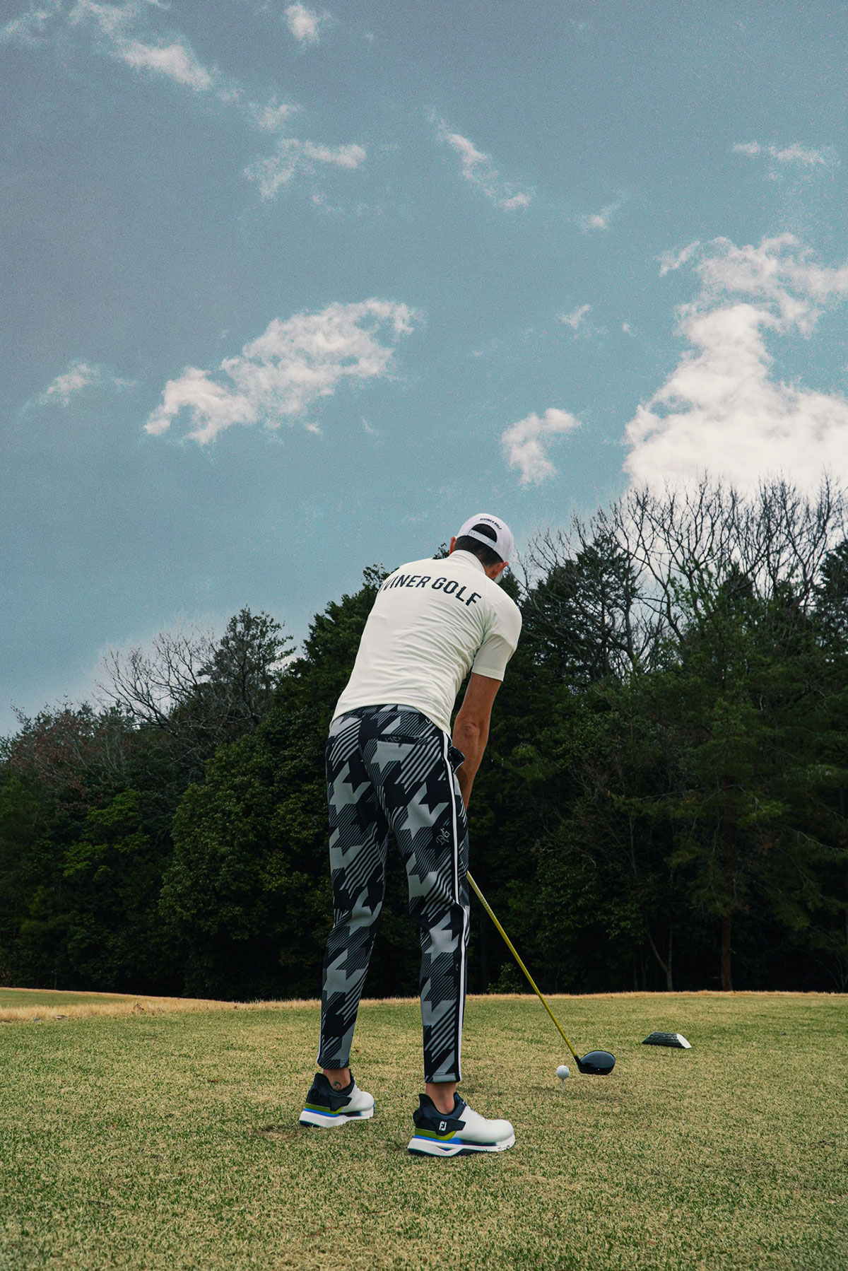 袖ロゴモックネック半袖T－白