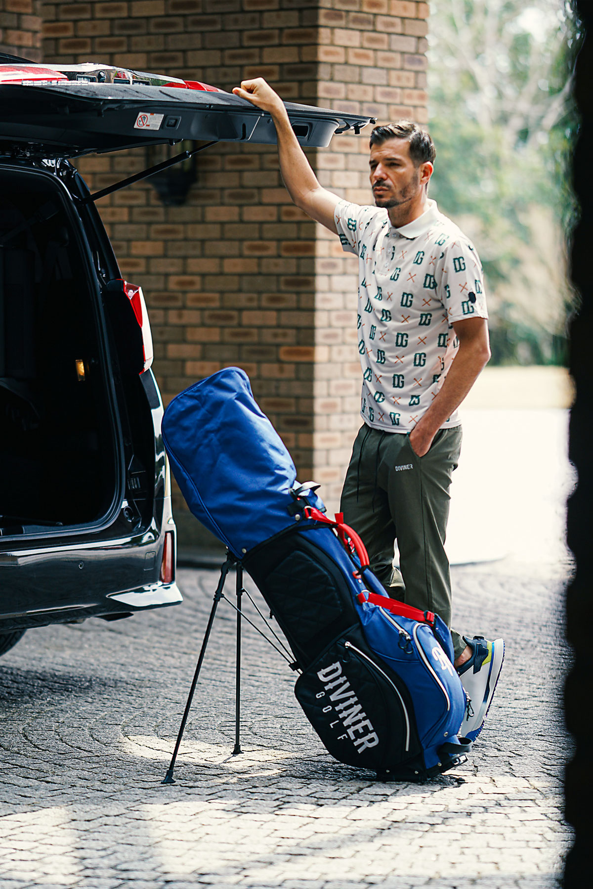 Tee柄×ポロシャツ-白