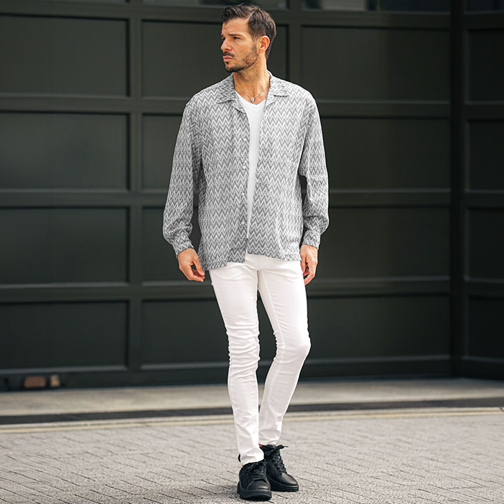 ビックシャツ×スキニーパンツファッション