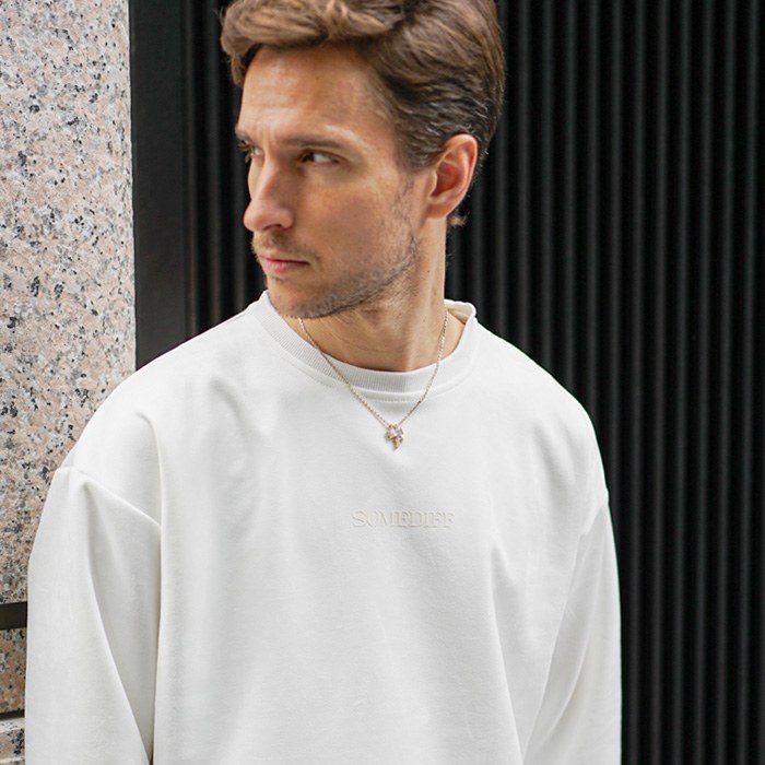 スウェード長袖Tシャツ ディテール