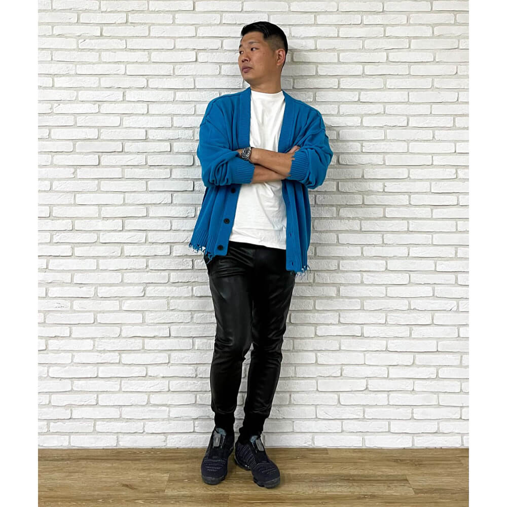 レザーパンツはダサい？ダサくない正解コーデ11選と着こなしポイント6つ