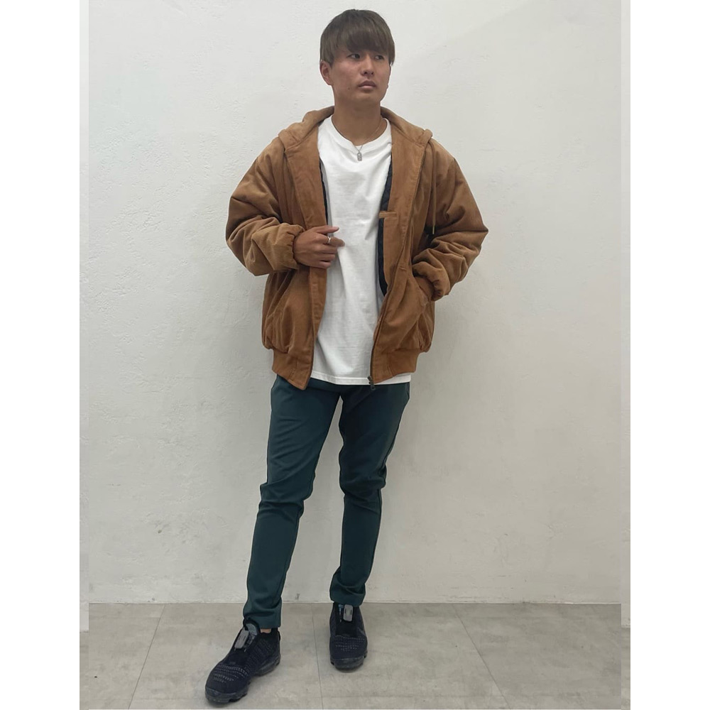 カーキ×ブラウンのコーディネート